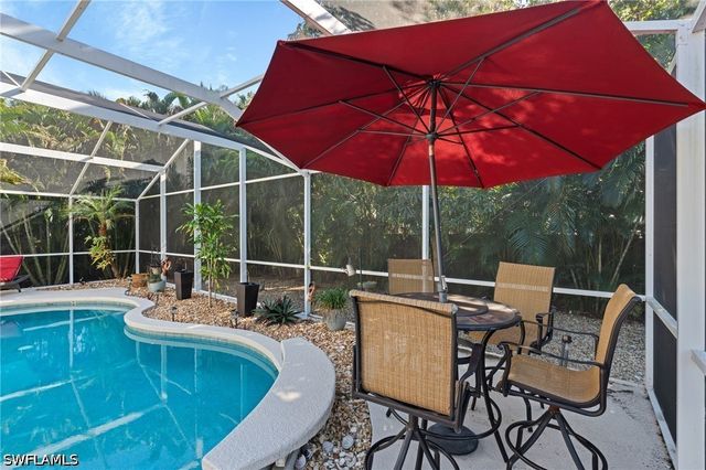 2548 River Reach DR, Naples, FL 34104