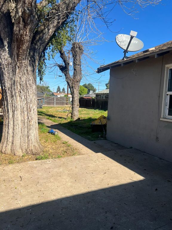 Image 20 of property listing at 1308 Monterey Avenue, Chowchilla, CA 93610