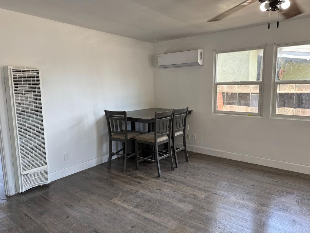 Image 3 of property listing at 1308 Monterey Avenue, Chowchilla, CA 93610