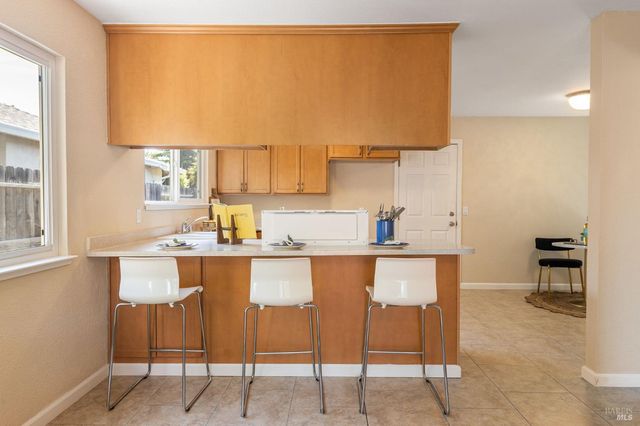 167 Quincy Ct, Vacaville, CA 95687