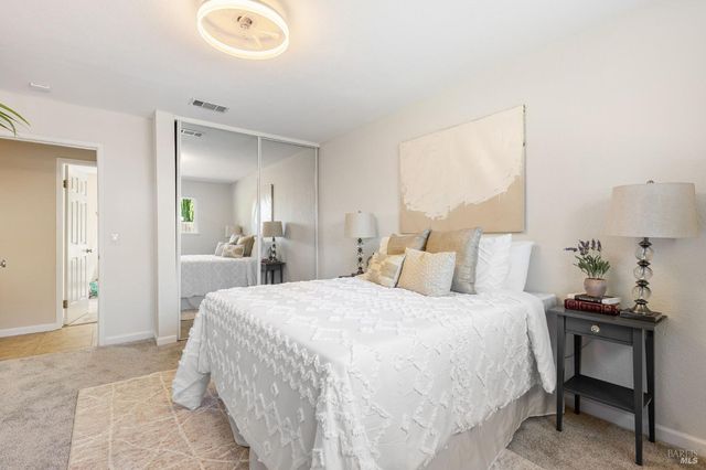 167 Quincy Ct, Vacaville, CA 95687