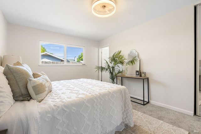 167 Quincy Ct, Vacaville, CA 95687