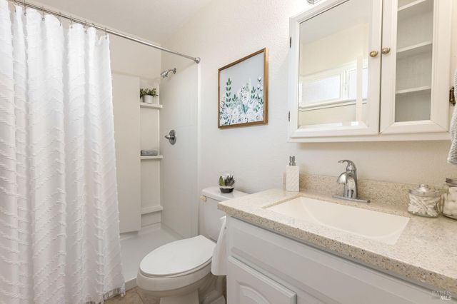 167 Quincy Ct, Vacaville, CA 95687