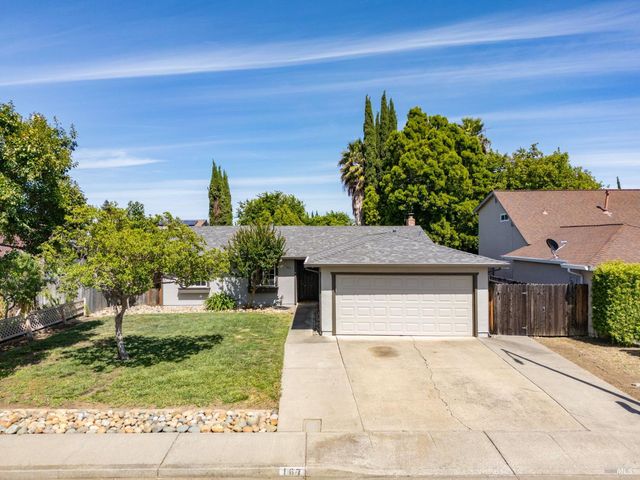 167 Quincy Ct, Vacaville, CA 95687