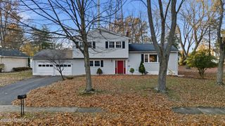 1035 Hillside Drive, North Brunswick, NJ 08902
