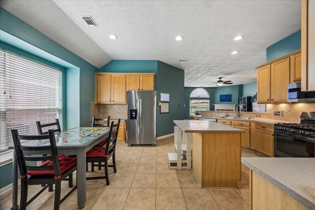 14217 Stone Bluff Lane, Rosharon, TX 77583