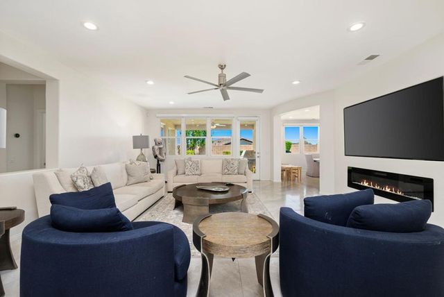 41372 Gaslight Avenue, Bermuda Dunes, CA 92203