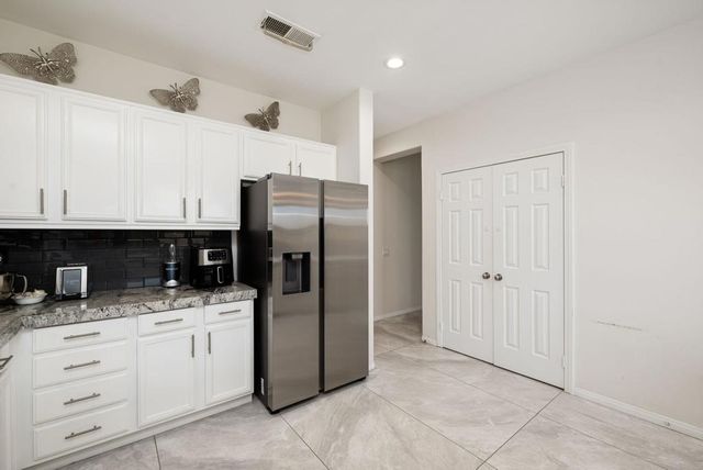 41372 Gaslight Avenue, Bermuda Dunes, CA 92203
