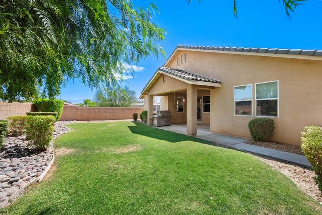 41372 Gaslight Avenue, Bermuda Dunes, CA 92203