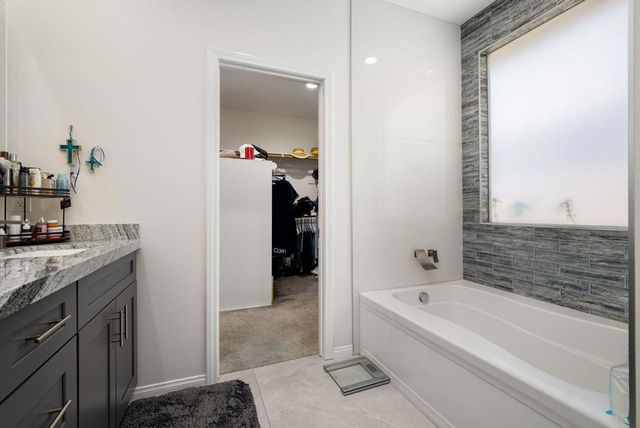 41372 Gaslight Avenue, Bermuda Dunes, CA 92203