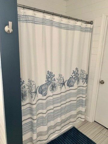 110 Winsor Avenue, North Kingstown, RI 02852