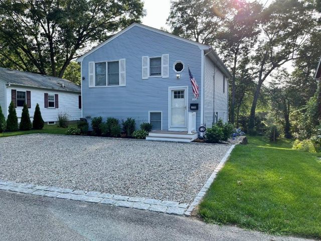 110 Winsor Avenue, North Kingstown, RI 02852
