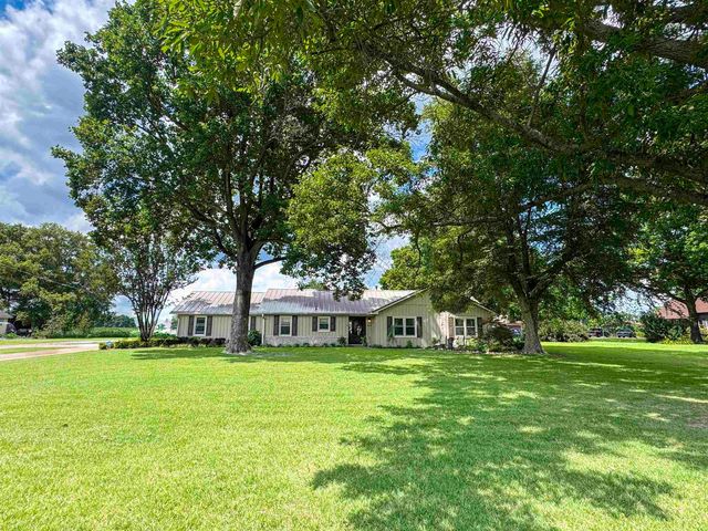 194 HOLLY GROVE RD, Covington, TN 38019