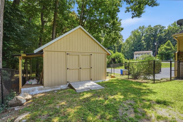 26 Garden Drive, New Windsor, NY 12553
