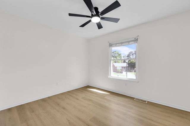 117 Totem Court, Summerville, SC 29486