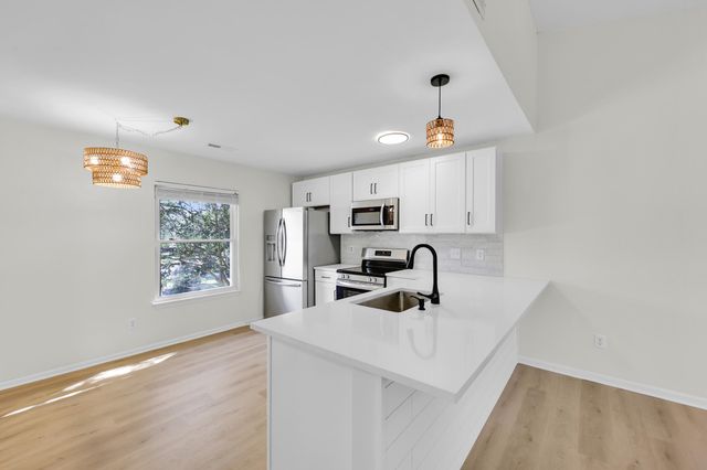 117 Totem Court, Summerville, SC 29486