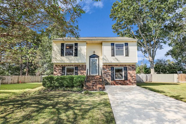 117 Totem Court, Summerville, SC 29486