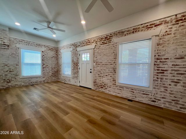 921 E Roosevelt Street, Phoenix, AZ 85006