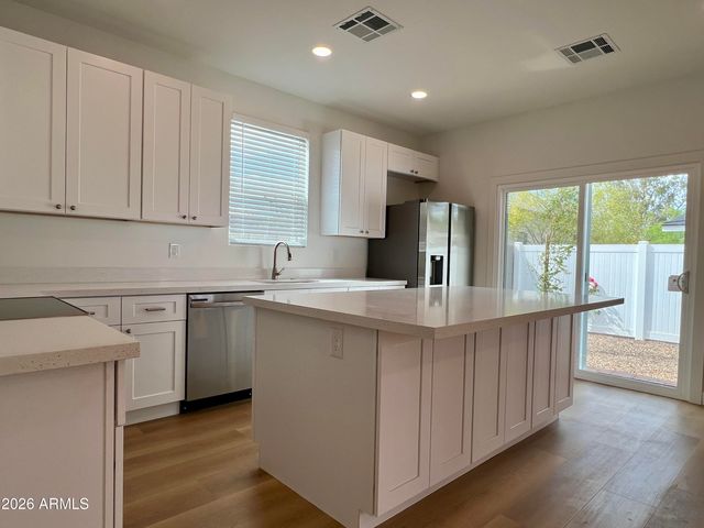 921 E Roosevelt Street, Phoenix, AZ 85006