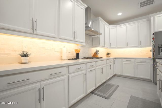 12125 W LUXTON Lane, Avondale, AZ 85323