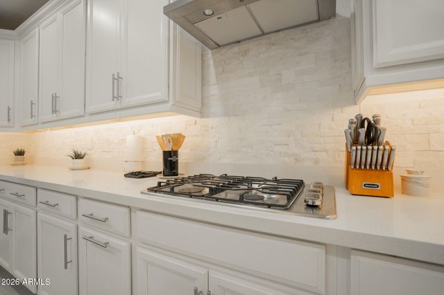 12125 W LUXTON Lane, Avondale, AZ 85323