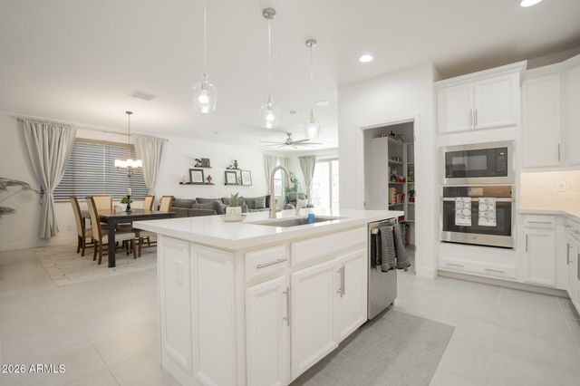 12125 W LUXTON Lane, Avondale, AZ 85323