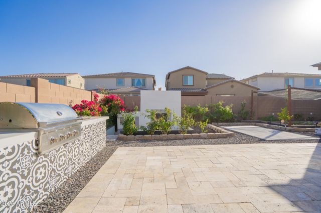 12125 W LUXTON Lane, Avondale, AZ 85323