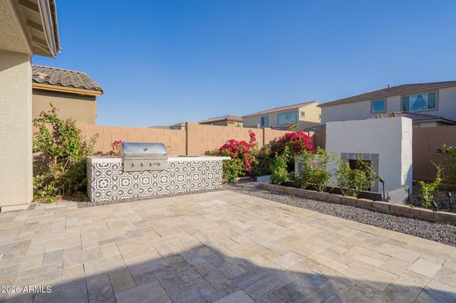 12125 W LUXTON Lane, Avondale, AZ 85323