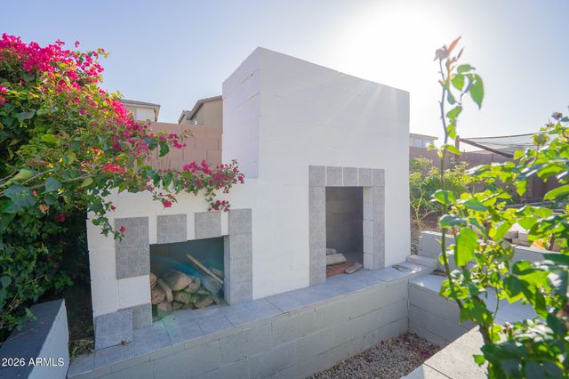 12125 W LUXTON Lane, Avondale, AZ 85323