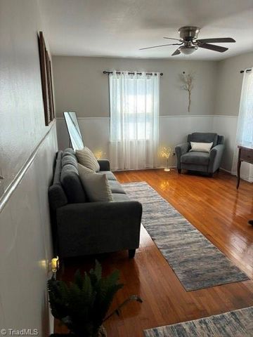 3208 Fitzgerald Place, Greensboro, NC 27405