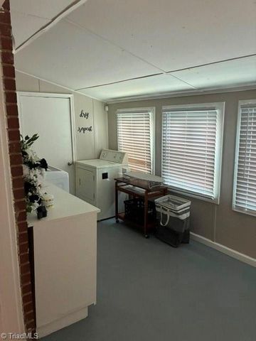 3208 Fitzgerald Place, Greensboro, NC 27405