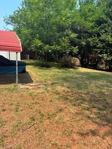 3208 Fitzgerald Place, Greensboro, NC 27405
