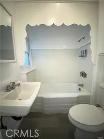 4845 Agnes Avenue, Valley Village, CA 91607