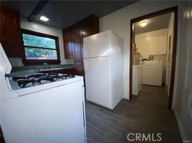 4845 Agnes Avenue, Valley Village, CA 91607