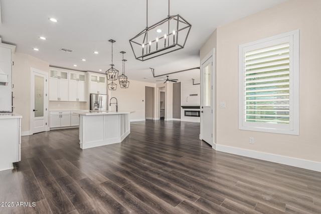 27482 N FREEDOM Street, San Tan Valley, AZ 85144