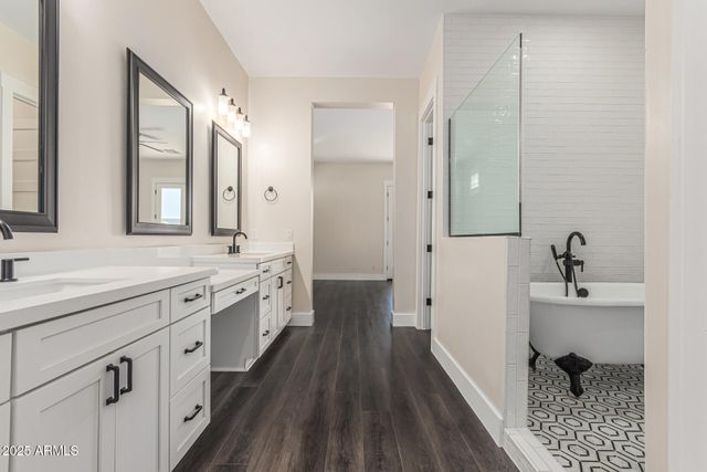 27482 N FREEDOM Street, San Tan Valley, AZ 85144