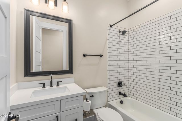 27482 N FREEDOM Street, San Tan Valley, AZ 85144