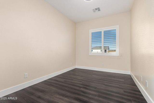 27482 N FREEDOM Street, San Tan Valley, AZ 85144