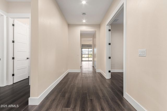 27482 N FREEDOM Street, San Tan Valley, AZ 85144