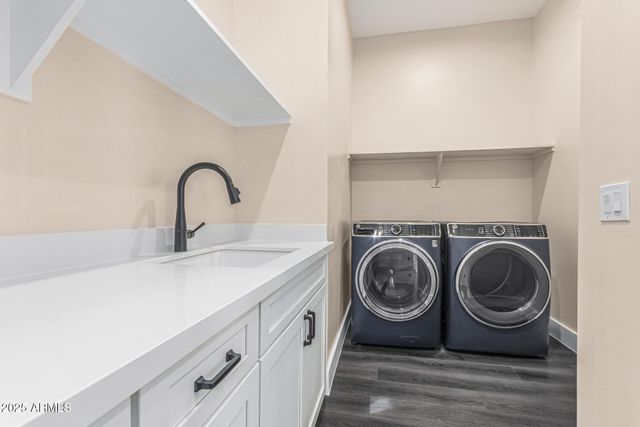 27482 N FREEDOM Street, San Tan Valley, AZ 85144