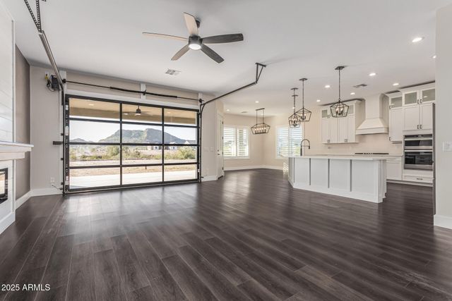 27482 N FREEDOM Street, San Tan Valley, AZ 85144