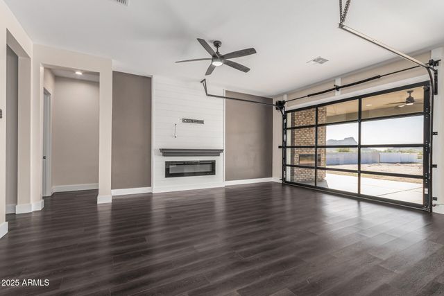 27482 N FREEDOM Street, San Tan Valley, AZ 85144