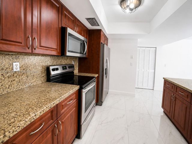 9123 SW 112th Court, Miami, FL 33176