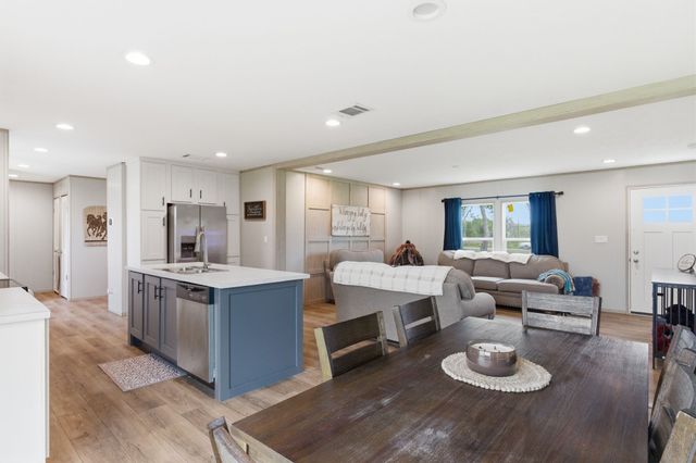 8792 Hwy 67, Saltillo, TX 75478