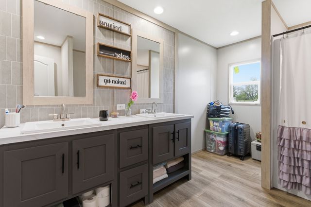 8792 Hwy 67, Saltillo, TX 75478