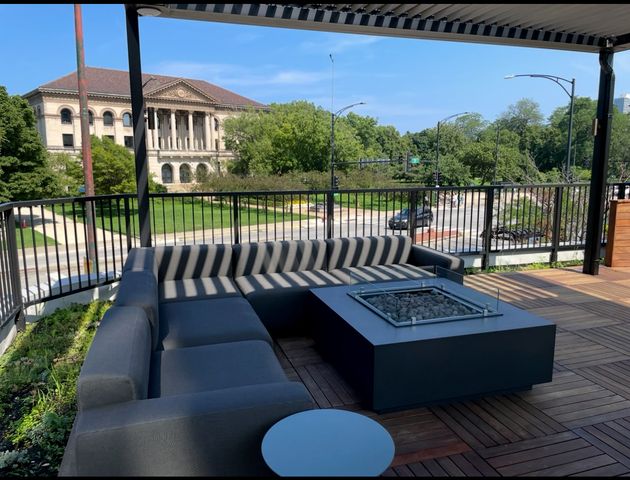 2020 N Lincoln Park West 14B, Chicago, IL 60614