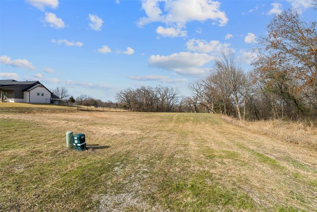 2020 Shady Creek Crossing, Azle, TX 76020