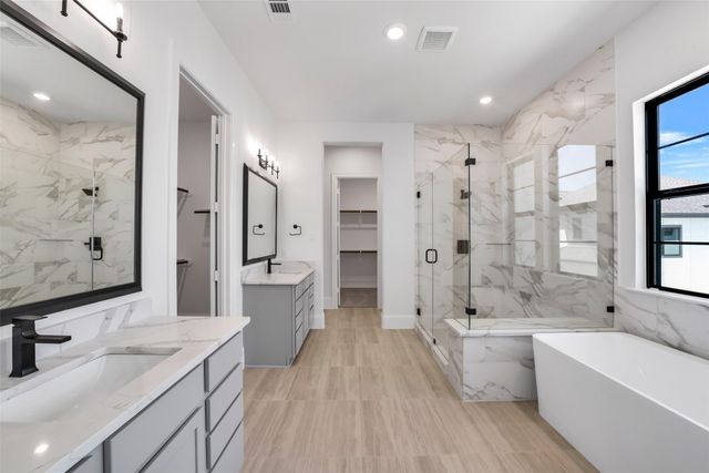 12004 Royal Oaks Banner Way, Houston, TX 77082