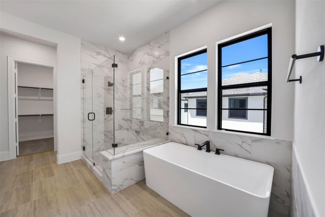 12004 Royal Oaks Banner Way, Houston, TX 77082