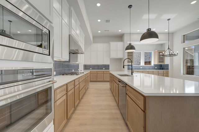 1933 Descent Lane, Rockwall, TX 75087